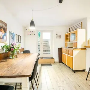  Apartment Gemütliche 3-zkb Wc Souterrainwohnung In Bestlage Deutschland